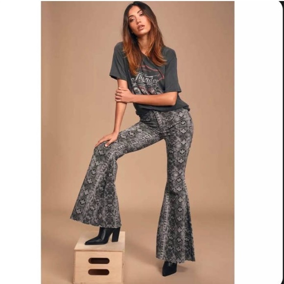 Just Float On Snake Print Flare Pants - Picture 3 of 12